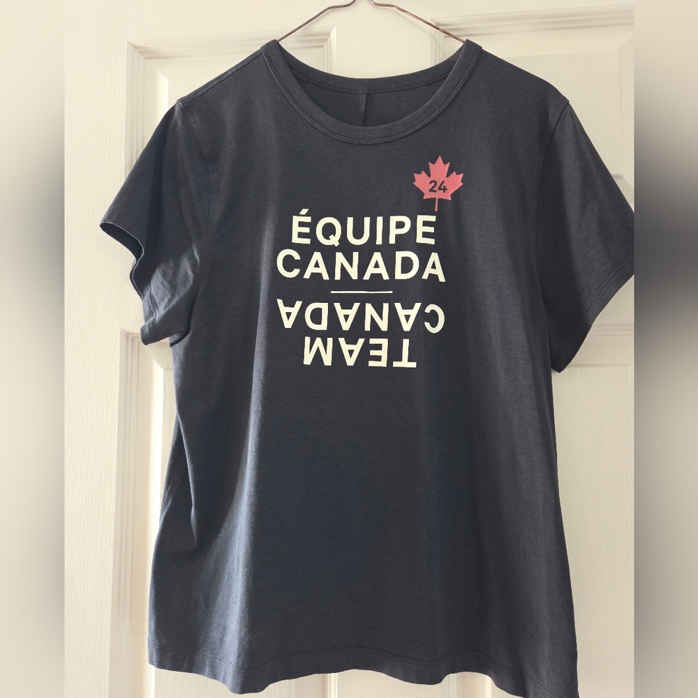 Lululemon Olympic T Sz.8